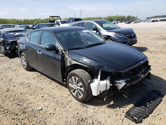 Nissan Altima s (2020)
