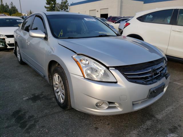 Nissan Altima bas (2010)