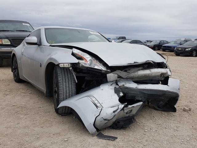 Nissan 370z base (2015)
