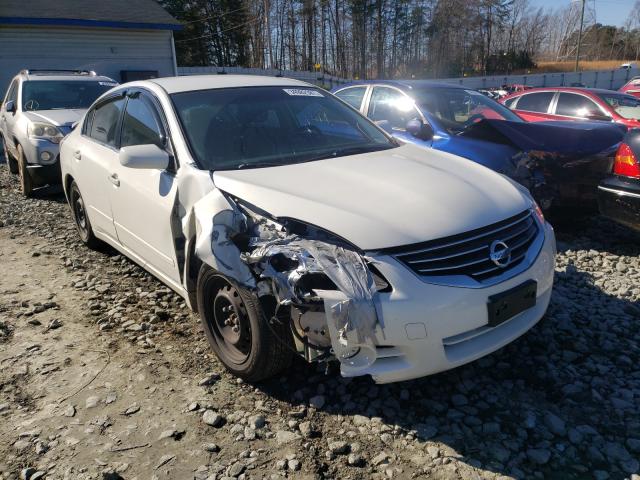 Nissan Altima bas (2012)