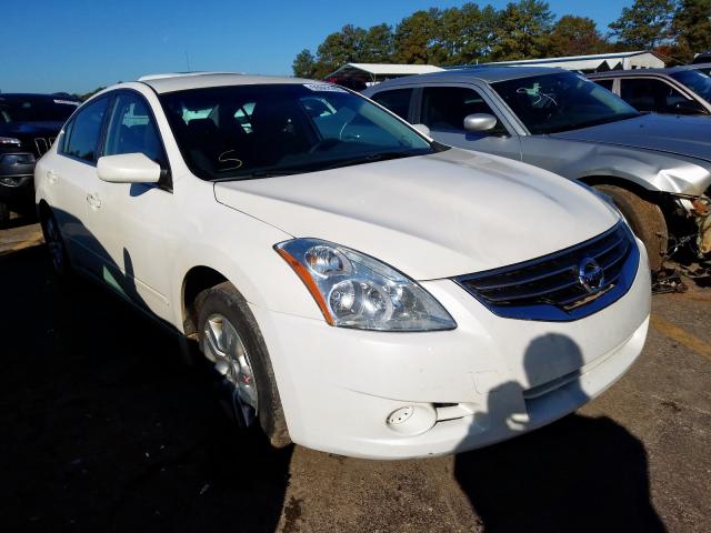 Nissan Altima bas (2011)