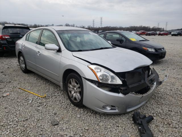 Nissan Altima bas (2012)