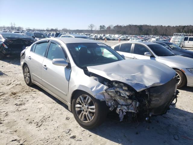 Nissan Altima bas (2011)