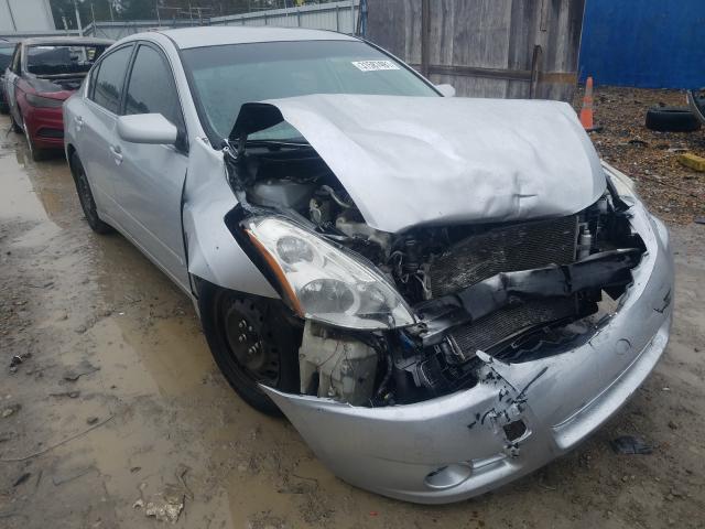 Nissan Altima bas (2011)
