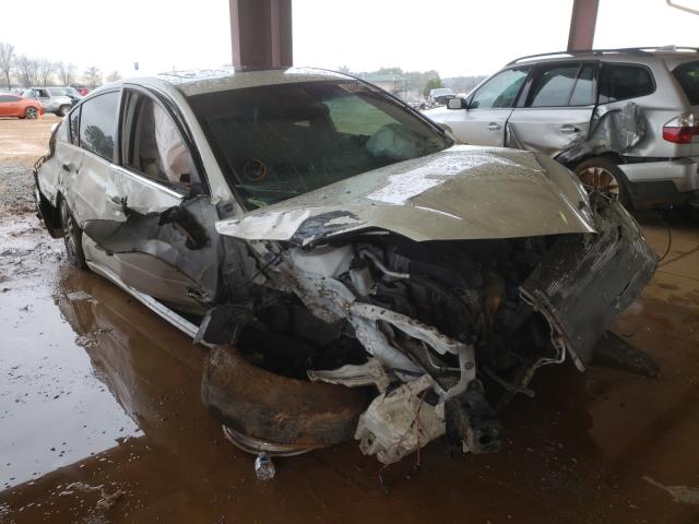 Nissan Altima bas (2012)