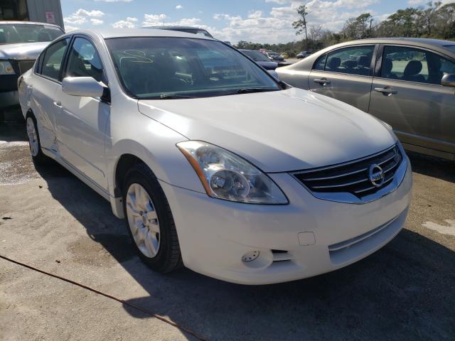 Nissan Altima bas (2011)