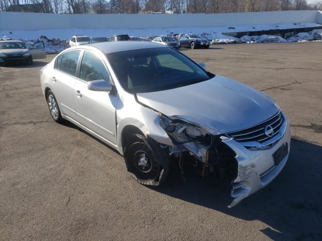 Nissan Altima bas (2012)
