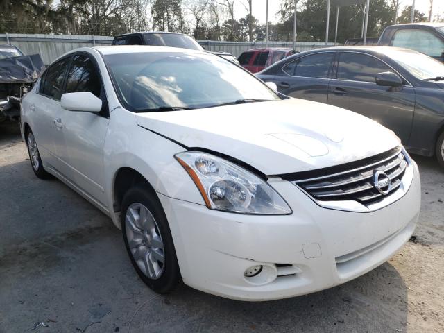 Nissan Altima bas (2012)