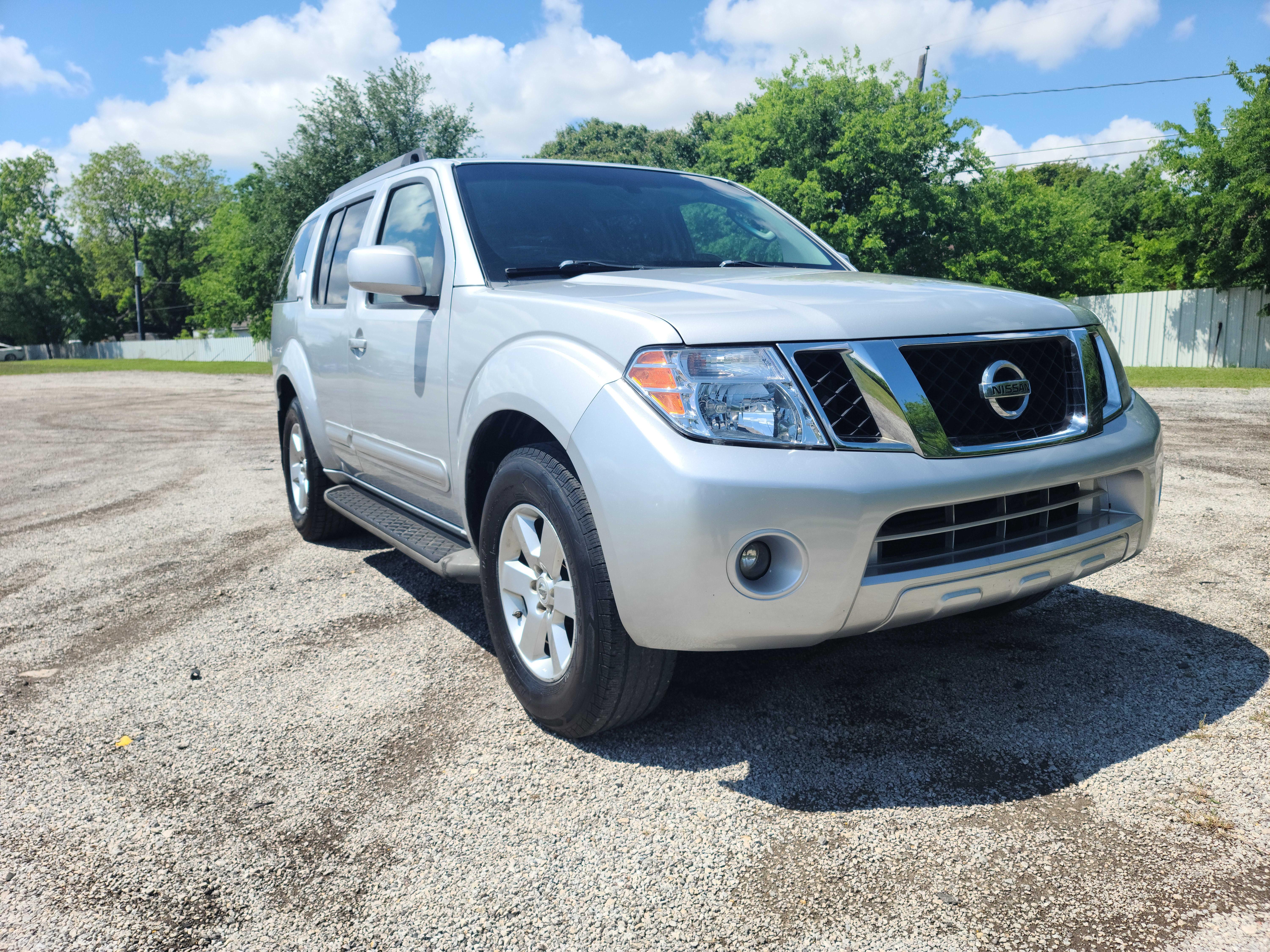 Nissan Pathfinder (2012)