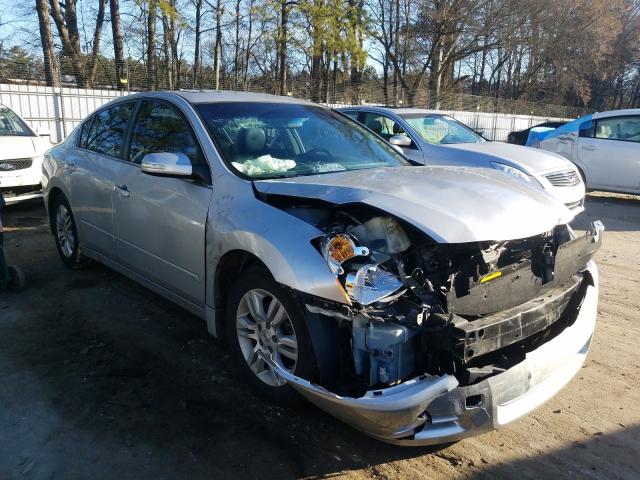 Nissan Altima bas (2010)