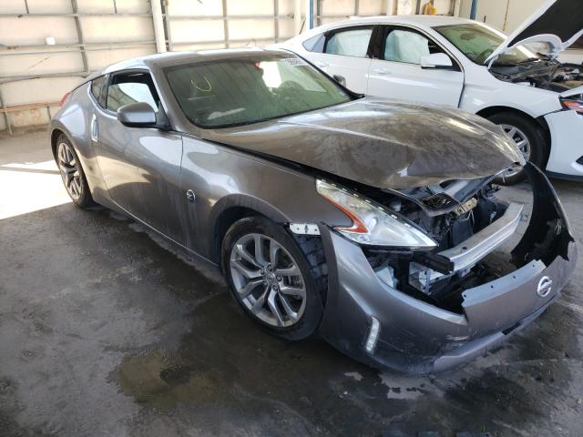 Nissan 370z base (2014)