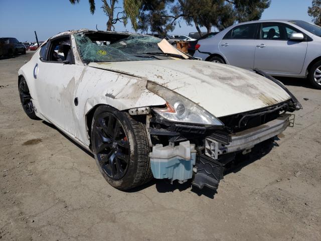 Nissan 370z base (2015)