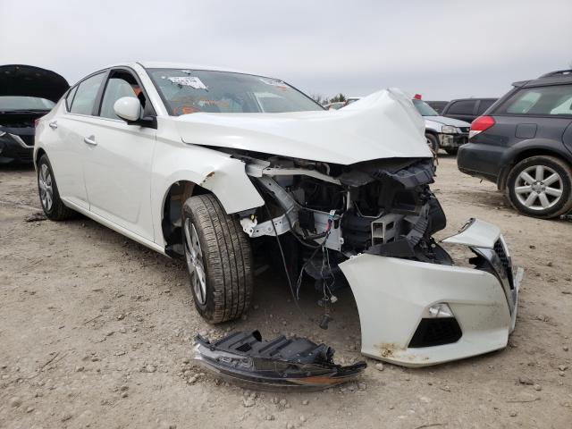 Nissan Altima s (2020)