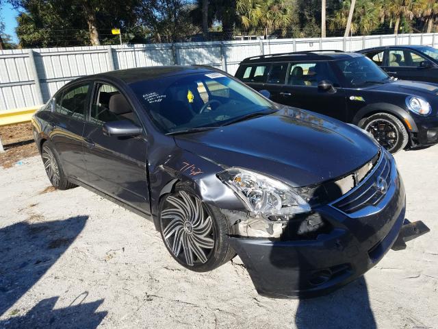 Nissan Altima bas (2012)