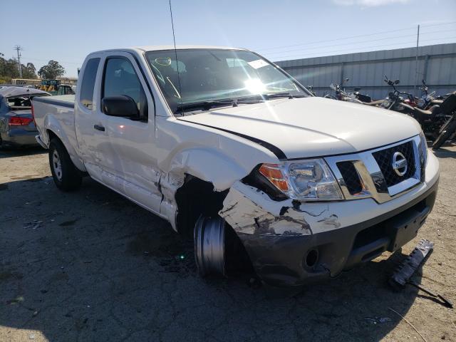 Nissan Frontier s (2017)
