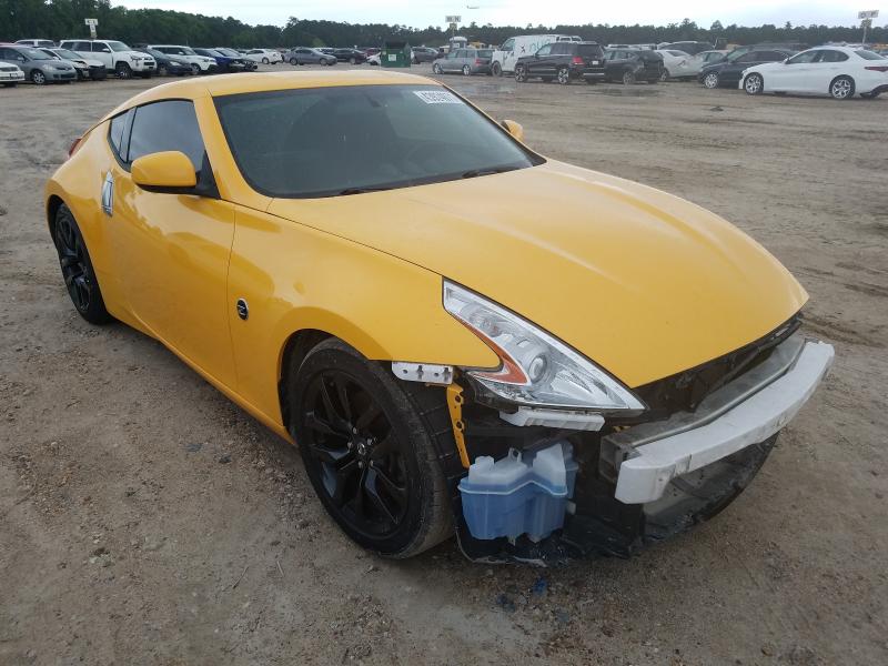 Nissan 370z base (2017)