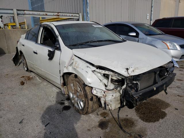 Nissan Altima bas (2010)