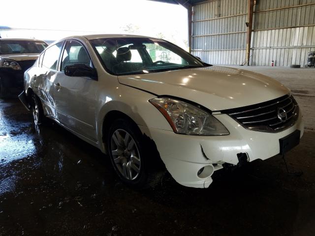 Nissan Altima bas (2012)