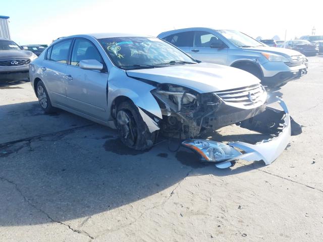 Nissan Altima bas (2012)