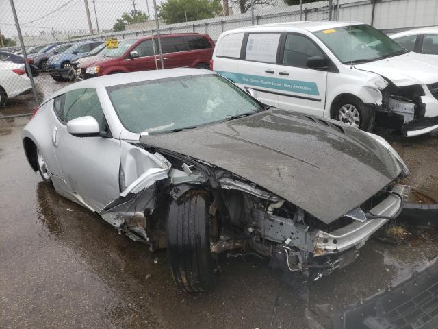 Nissan 370z base (2015)