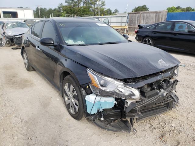 Nissan Altima s (2020)
