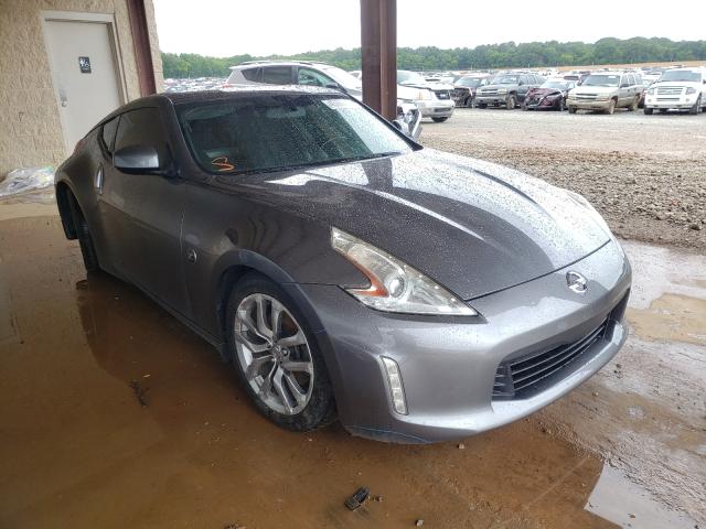 Nissan 370z base (2014)
