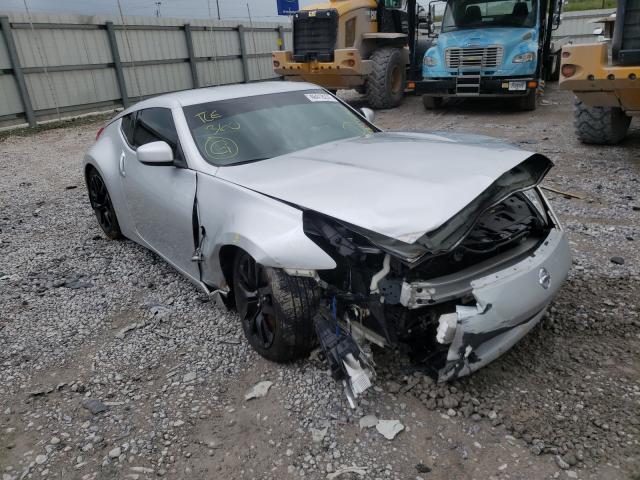 Nissan 370z base (2016)