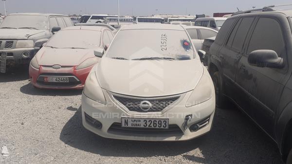 Nissan Tiida (2015)
