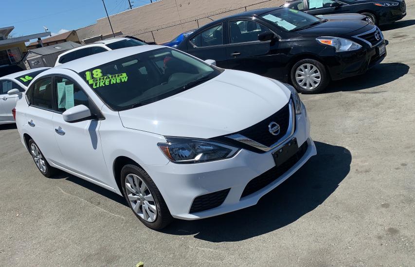 Nissan Sentra (2018)