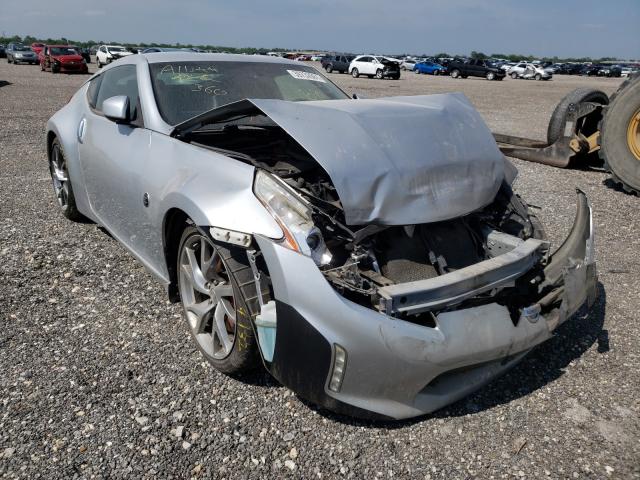 Nissan 370z base (2014)