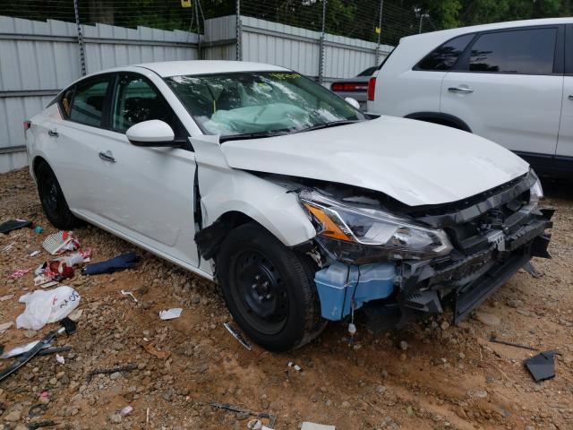 Nissan Altima s (2020)