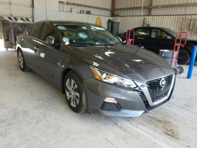 Nissan Altima s (2020)