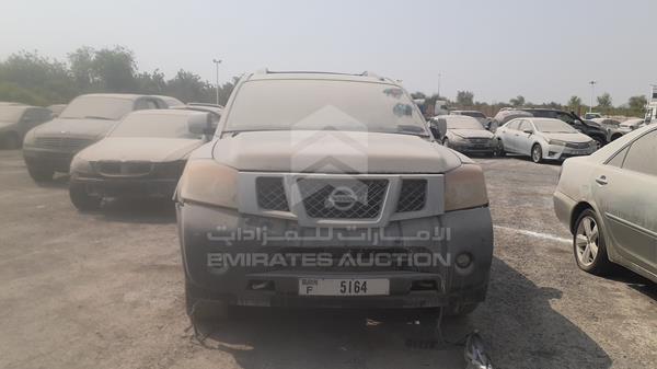 Nissan Armada platinum (2011)
