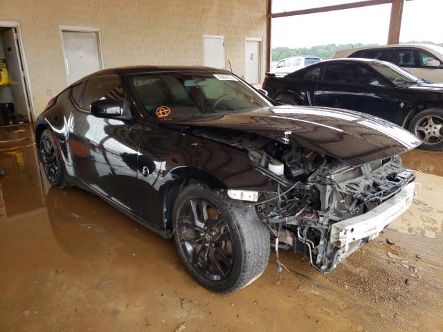 Nissan 370z base (2015)