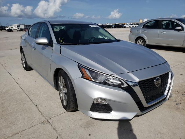 Nissan Altima s (2020)