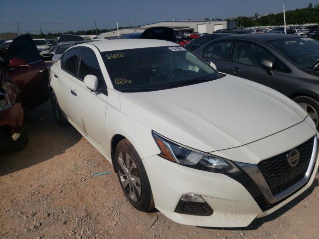 Nissan Altima s (2020)