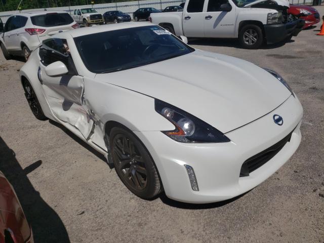 Nissan 370z base (2018)