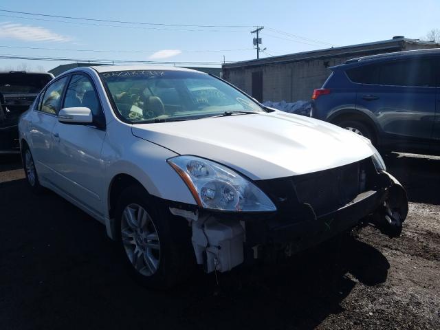 Nissan Altima bas (2010)