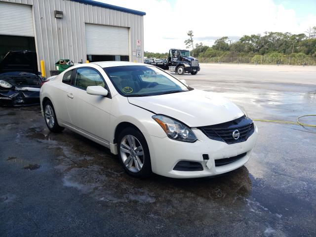 Nissan Altima s (2013)