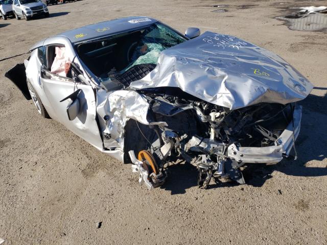 Nissan 370z base (2012)