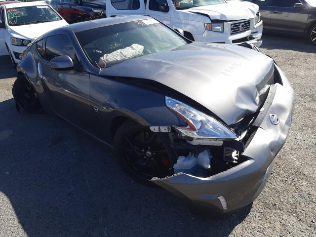 Nissan 370z base (2015)
