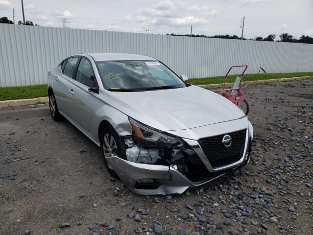 Nissan Altima s (2020)
