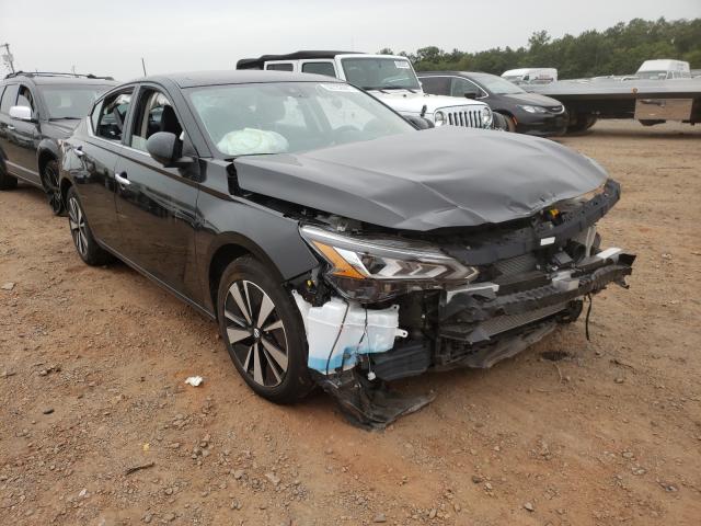 Nissan Altima sv (2021)