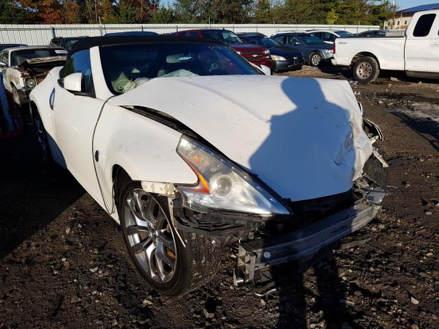 Nissan 370z base (2012)