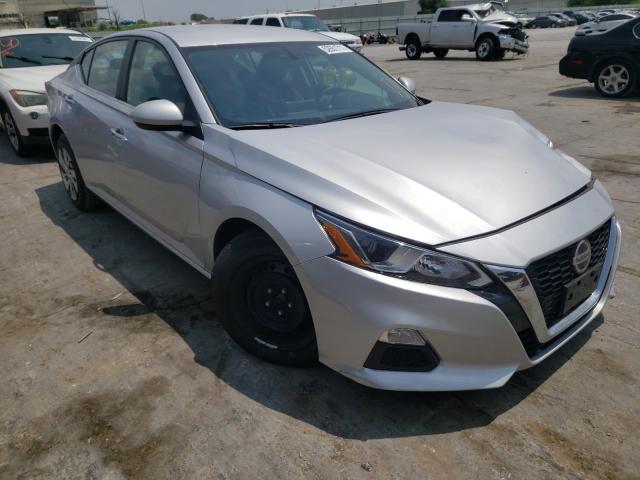 Nissan Altima s (2020)