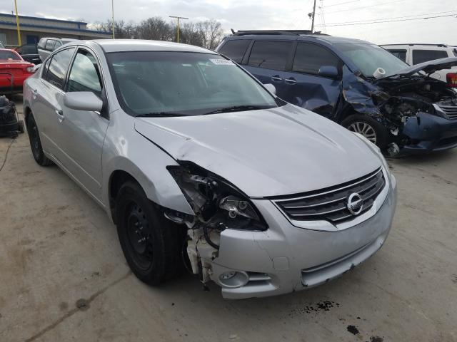 Nissan Altima bas (2011)