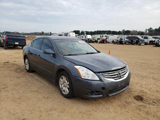 Nissan Altima bas (2011)
