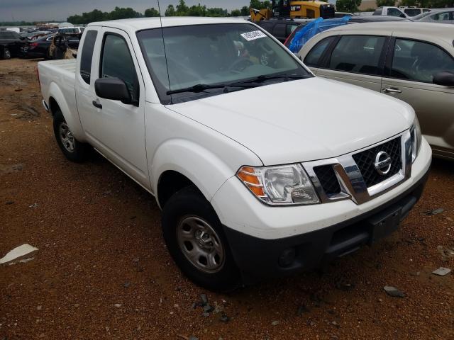 Nissan Frontier s (2015)