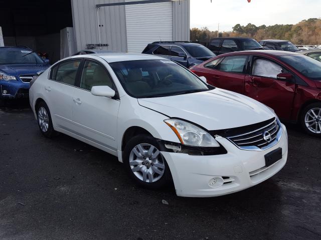 Nissan Altima bas (2010)