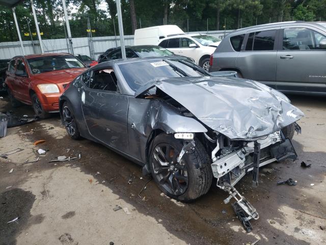 Nissan 370z base (2017)